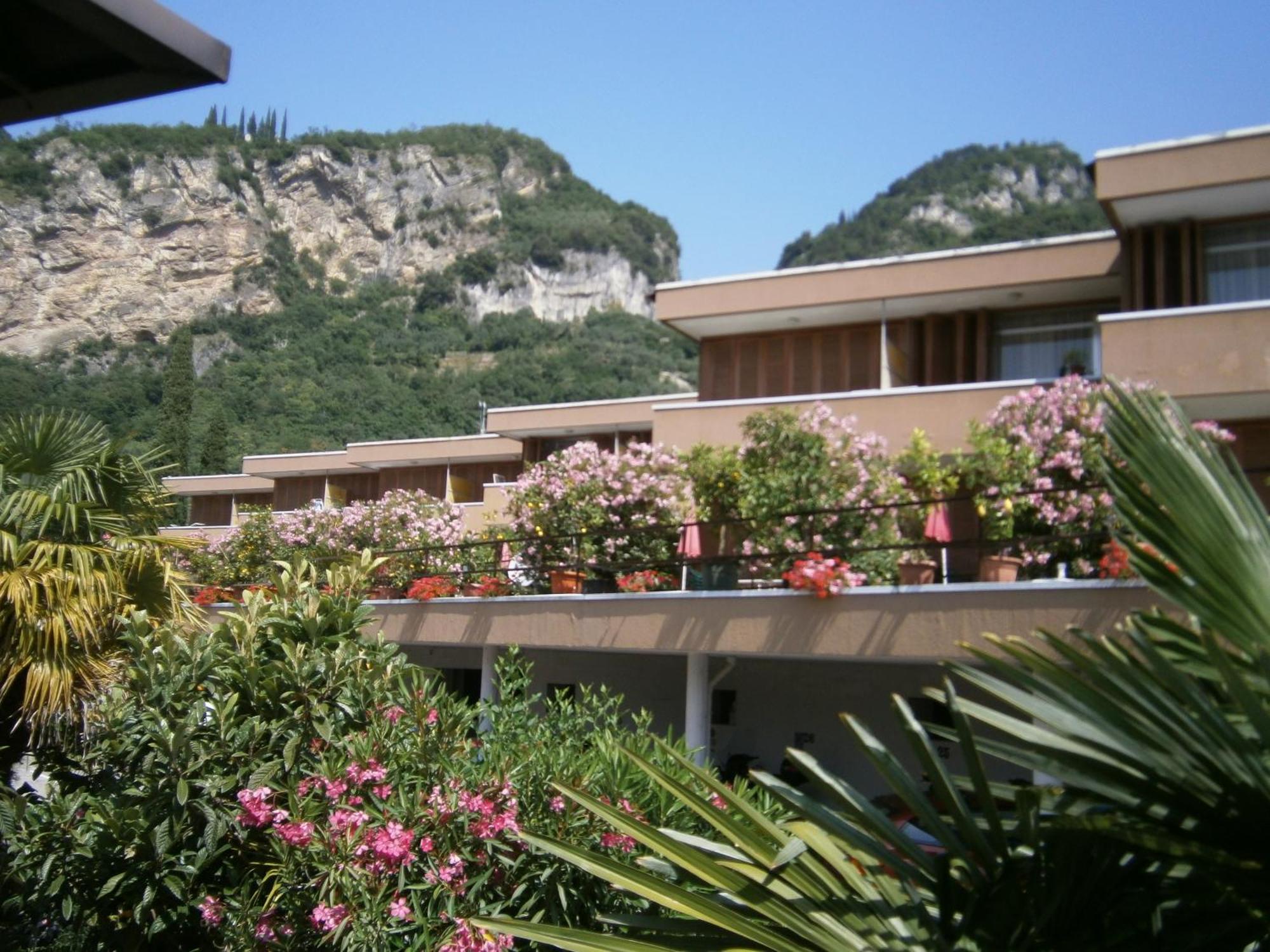 Residence Cascata Varone Riva del Garda Eksteriør billede