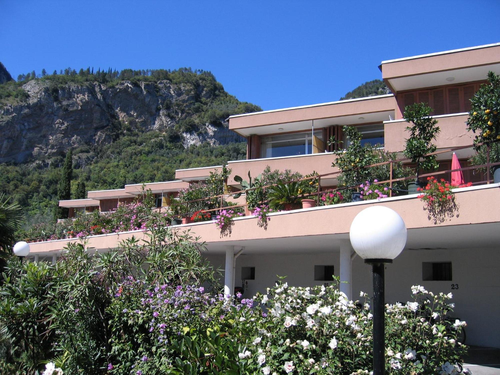 Residence Cascata Varone Riva del Garda Eksteriør billede